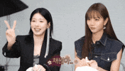 Miyeon Hyeri GIF