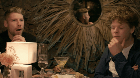 De Mol Reaction GIF by Play4