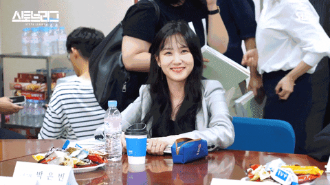 hyeonjeong giphyupload GIF