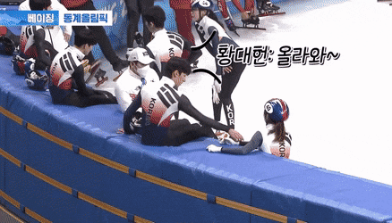 a0562ab096a24a46aad04ced9ce4af05 giphyupload GIF