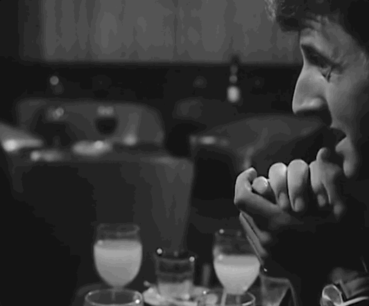 Film Lean In GIF