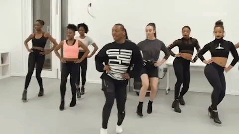 dancing GIF by MY HOUSE