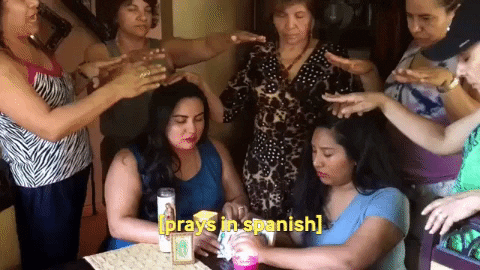 giphygifmaker latina pray familia praysinspanish GIF