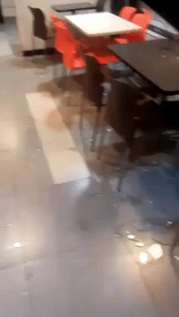 Earthquake Shatters Windows, Breaks Utensils in Tuxtla Gutierrez McDonald's