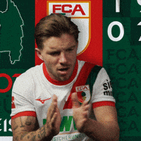 Bundesliga Verteidiger GIF by FC Augsburg 1907