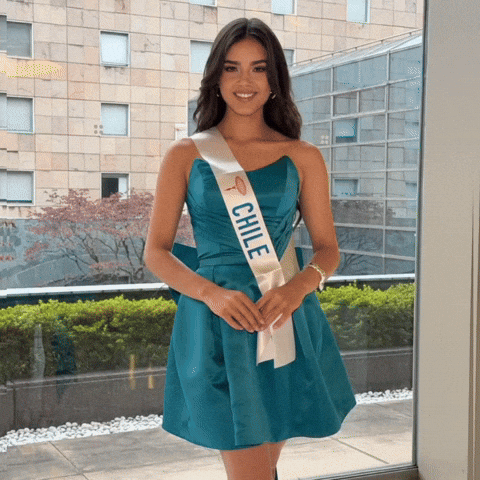 Miss International Chile GIF