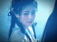 Diva Looking Away GIF