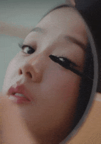 Blackpink Jisoo Makeup GIF