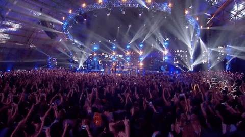 live performance amnesia GIF by 5 Seconds of Summer