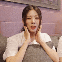 Dahyun - 'I'm very touched!'