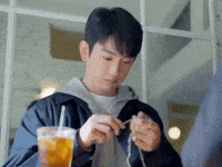 uregorjes netflix kdrama tvn knitting GIF
