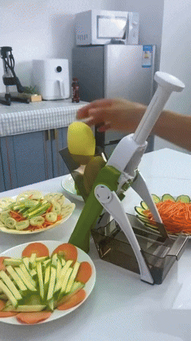 claassis giphygifmaker GIF