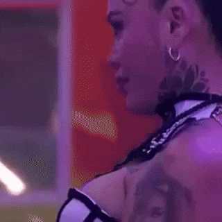 dianaarias_  GIF