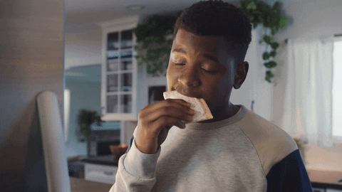 inFlux blog - chunks - american breakfast - pop tarts

DESCRIÇÃO DA IMAGEM: UM MENINO ESTÁ COMENDO UM POP-TART.