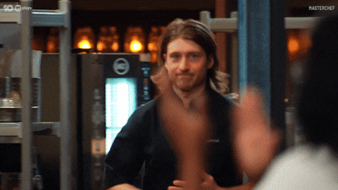 Wave Hand GIF by MasterChefAU