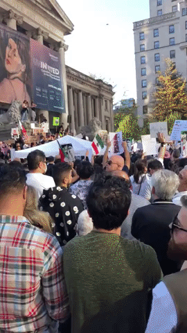 Crowds March in Downtown Vancouver in Solidarity With Iranian Protesters