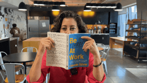 Read Side To Side GIF by VaynerSpeakers