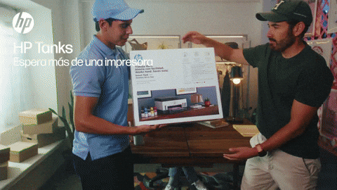 Impresora multifuncional HP Smart Tank 790 con tanques de tinta integrados y pantalla táctil.
