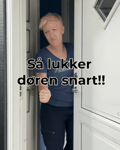 malenebdollerup giphyupload door closing overskudslivet GIF
