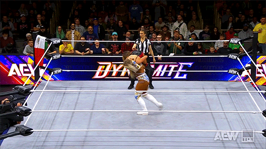 lowlight852 giphyupload megan bayne GIF