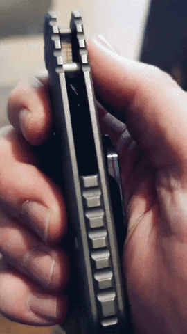 nilknarf1 ckf damasteel evo 4 GIF