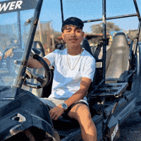 Ng Mannu GIF
