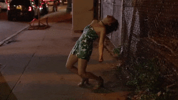 broadcity season 2 episode 5 broad city ilana wexler GIF