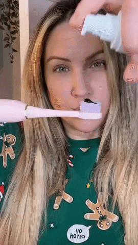 Aaimeekhan giphyupload GIF