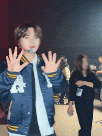 Leo GIF