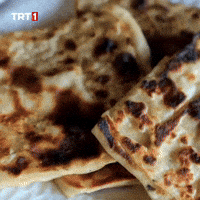 Hungry Breakfast GIF by TRT