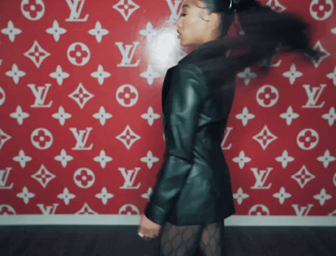 Cover Girl GIF by Bia