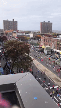 Runners Dash Through Brooklyn During NY Marathon