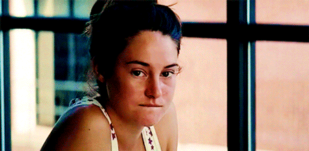 shailene woodley smile GIF