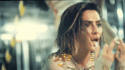 cleo pires musica GIF