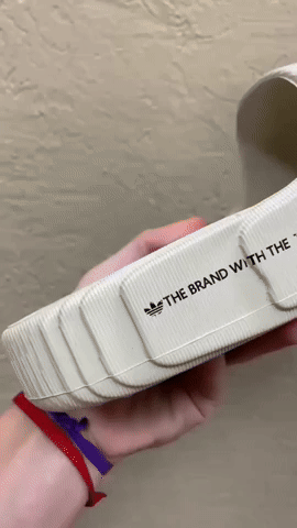 Adidas ADIELETTE + Lentes - GIF 1
