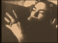 frida kahlo GIF