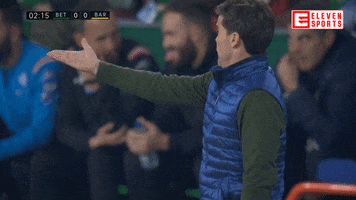 Look Coach GIF by ElevenSportsBE