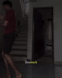 Eva GIF