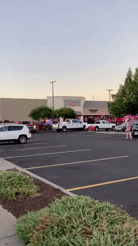 Multiple Killed in Shooting at Oregon Safeway Supermarket