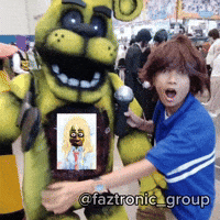 Chica Freddy GIF