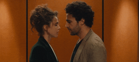 Elevator Kiss