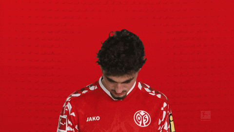 Look Up Mainz 05 GIF by Bundesliga