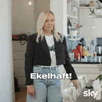 Serie Wow GIF by Sky Deutschland