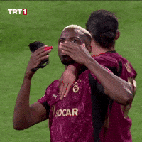 Love You Kiss GIF by TRT