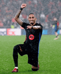 Raphinha GIF