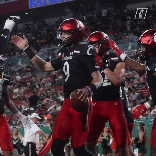 Celebration Touchdown GIF by Cincinnati Bearcats