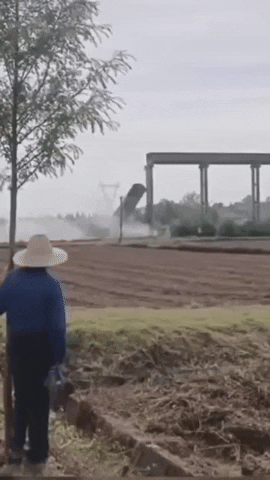 vmorarian failure dominoes GIF