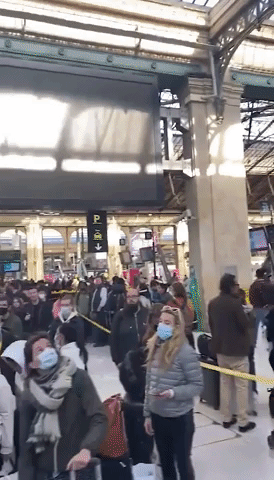 Long Lines at Gare du Nord as Eurostar Hit by IT