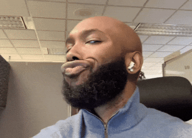 devinshanks stare bruh side eye you tried it GIF