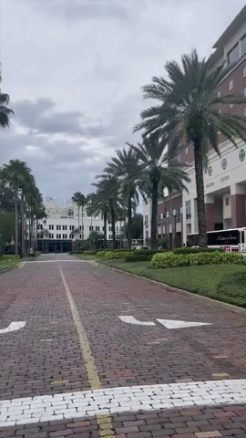 Students Evacuated From University of Tampa as Hurricane Ian Moves North
